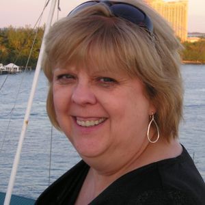 Meet your Posher, Debbie